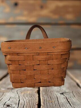 Longaberger Basket wall mount attached with plastic liner-small basket 1992